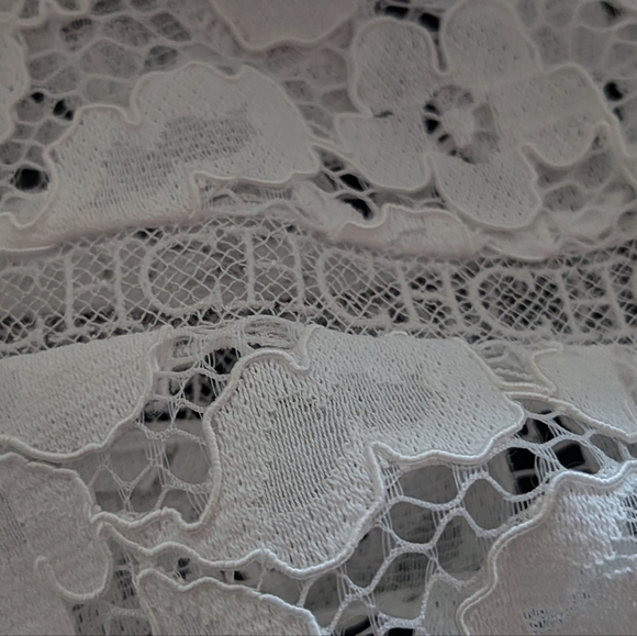 CH Carolina Herrera Lace Logo White Blouse With Under Camisole Size 8 - Picture 6 of 8